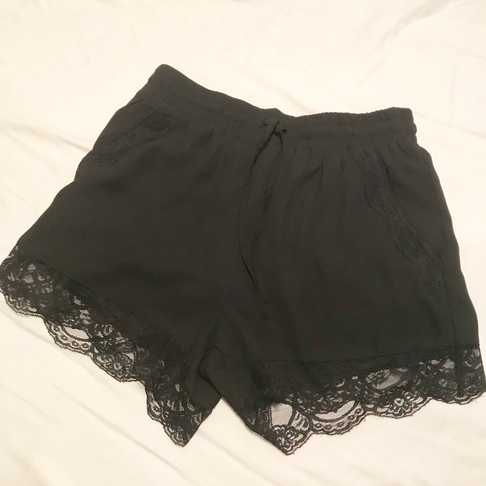 Rehab lace shorts by Lilly Ghalichi.